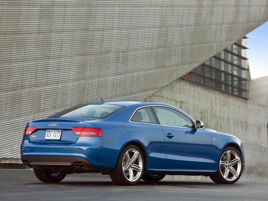  Audi S5 Coupe 2007 года  (NA) (фото 15 из 18)
